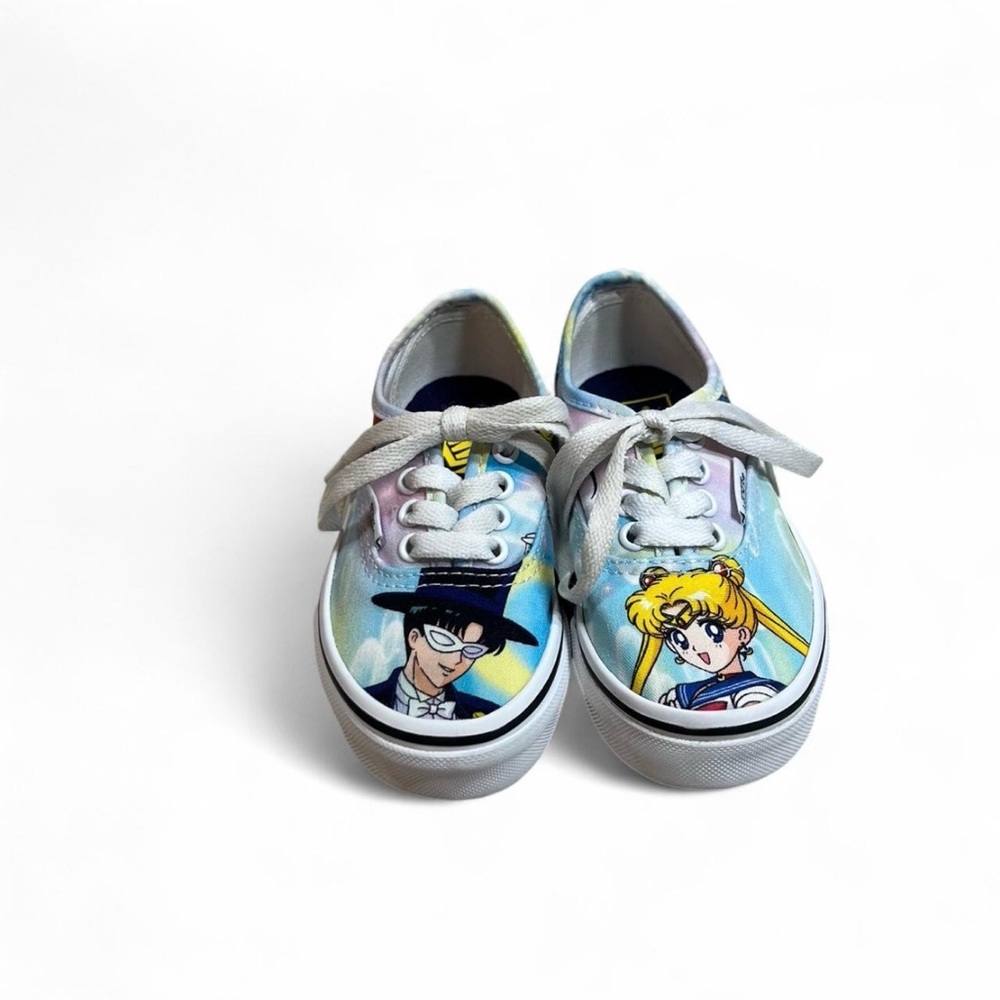 Vans x Pretty Guardian Sailor Moon Authentic sneakers. - Picture 3 of 8